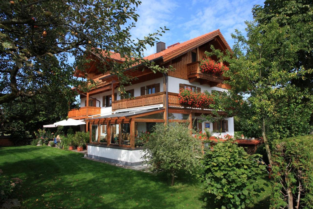 Gästehaus Burgmayr Sauerlach Exterior foto